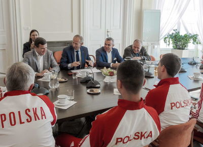 Medaliści MŚ w Changwon u Ministra Sportu, 26.09.2018, Warszawa. Fot: ©PZSS/Włodzimierz G. Gałecki