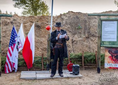 Otwarcie strzelnicy westernowej w Starym Chrząstowie. Fot. Archiwum PSWS